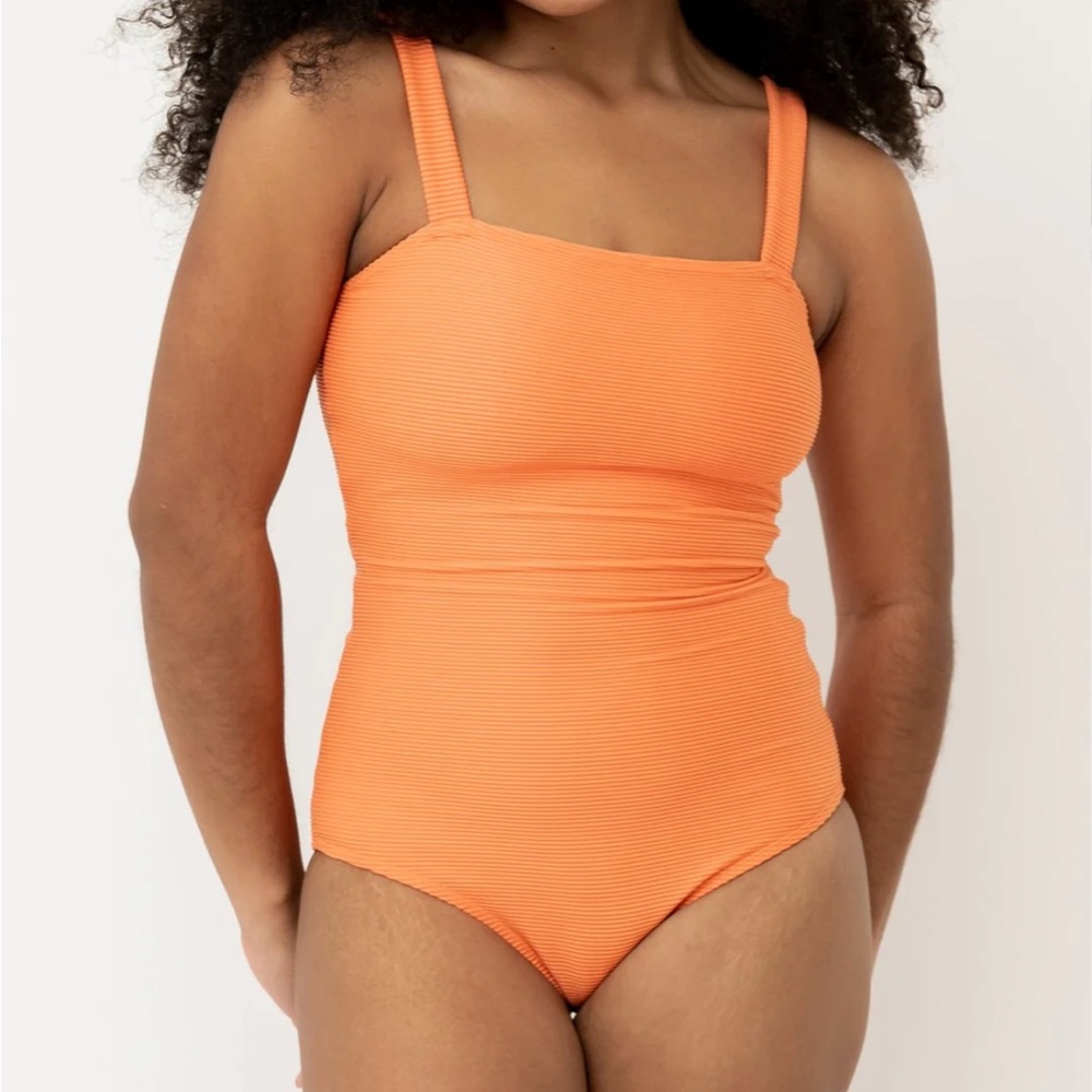 Brand New Women’s Nani Swimwear Textured Cora Sandbar Orange One Piece M